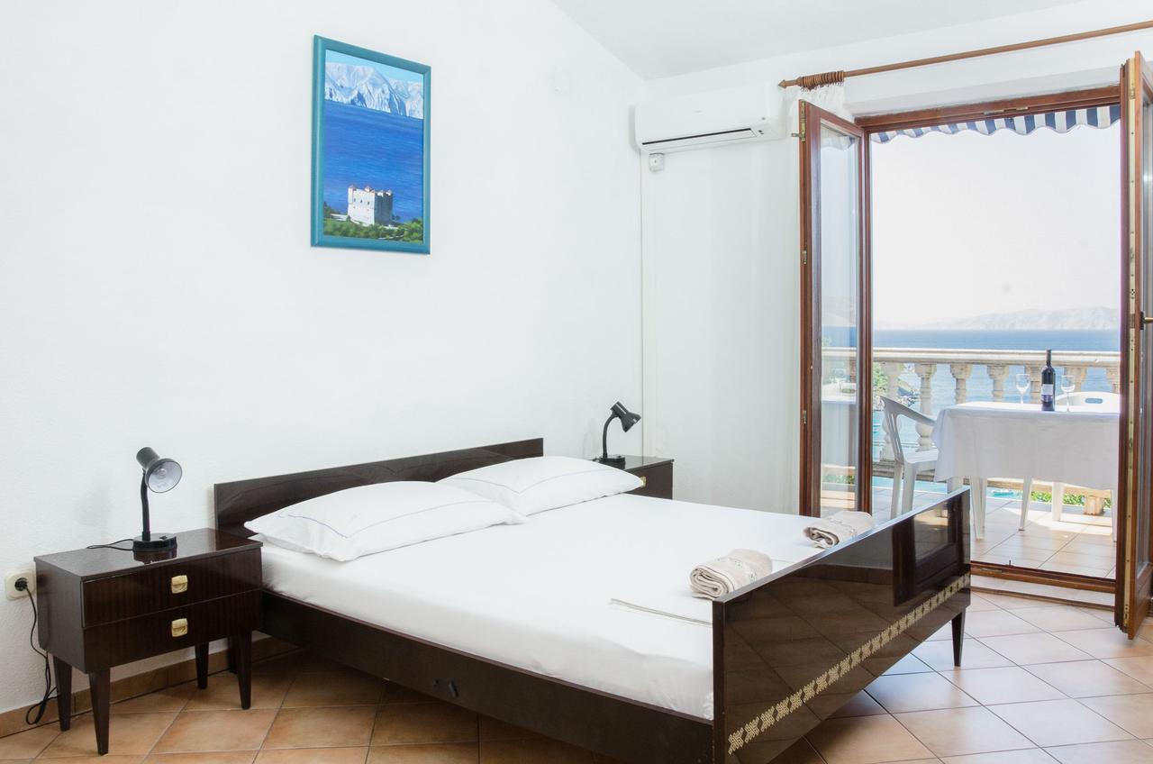 Apartments Sanja Sibinj Krmpotski Kültér fotó